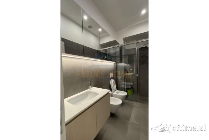 Shtepi me qera Apartament ne Tirane, 1+1, Mobilimi E mobiluar, Pagesa 650  Euro.