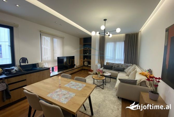 Shtepi me qera Apartament ne Tirane, 1+1, Mobilimi E mobiluar, Pagesa 750  Euro.