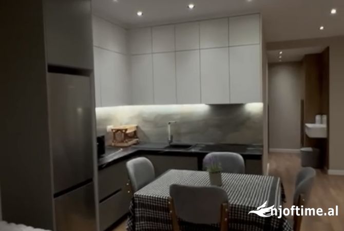 Shtepi ne shitje 1+1 ne Tirane - 125,000 Euro