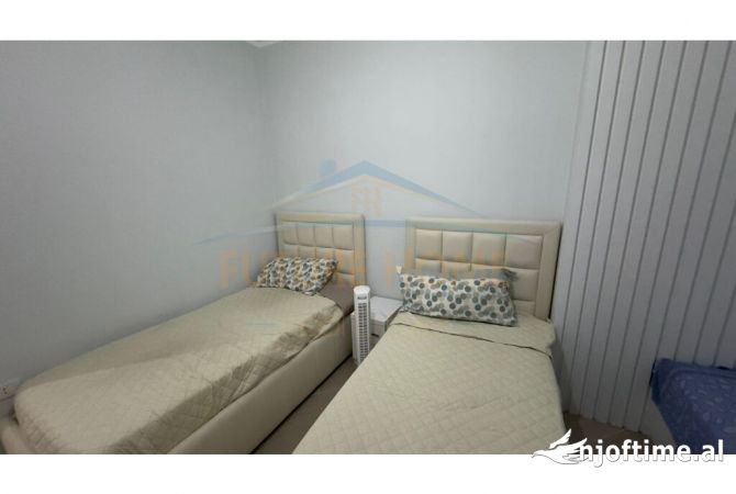 Shtepi me qera Apartament ne Tirane, 2+1, Mobilimi E mobiluar, Pagesa 400  Euro.