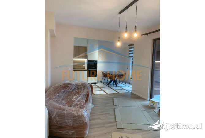 Shtepi me qera 1+1 ne Tirane - 900 Euro