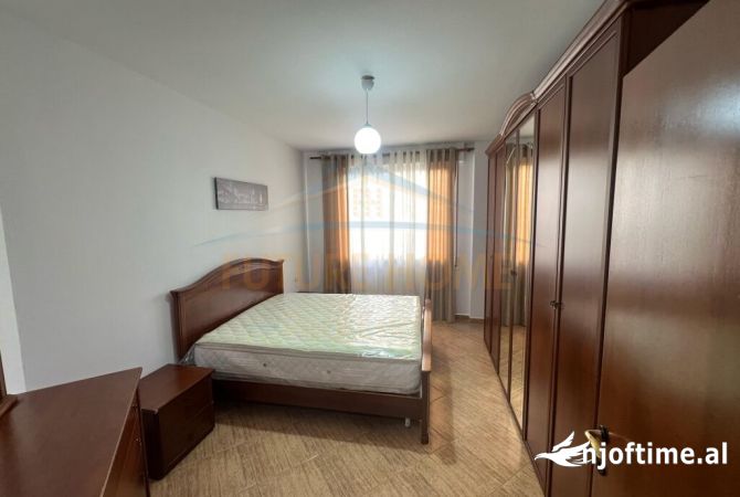 Shtepi me qera 2+1 ne Tirane - 700 Euro