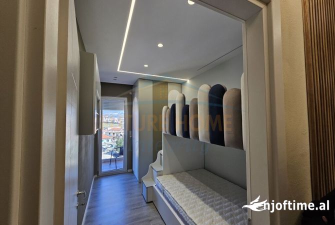 Shtepi me qera Apartament ne Tirane, 1+1, Mobilimi E mobiluar, Pagesa 950  Euro.