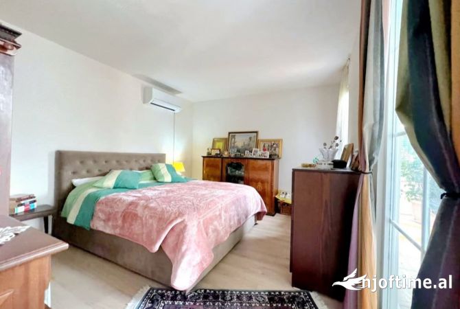 Shtepi ne shitje 3+1 ne Tirane - 350,000 Euro