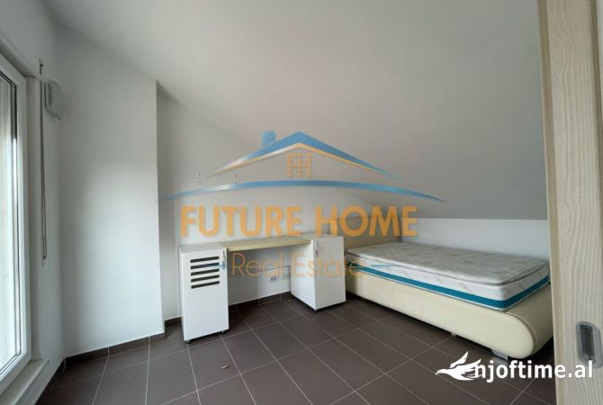 Shtepi me qera Vila Luksoze ne Tirane, 3+1, Mobilimi E mobiluar, Pagesa 2,200  Euro.