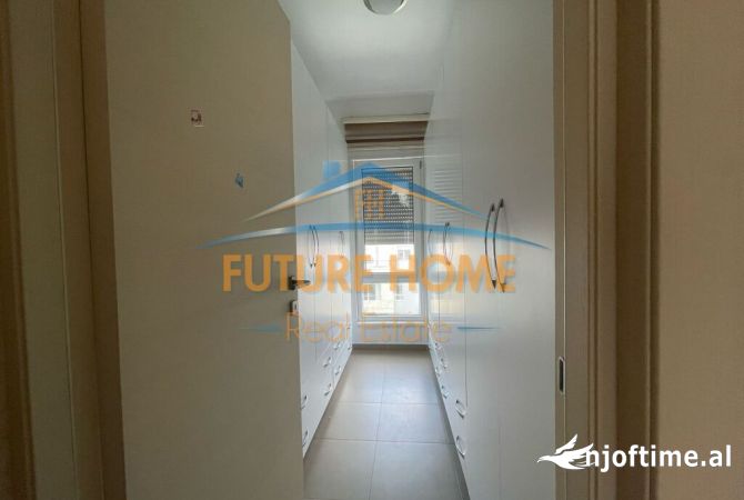 Shtepi me qera Vila Luksoze ne Tirane, 3+1, Mobilimi E mobiluar, Pagesa 2,200  Euro.