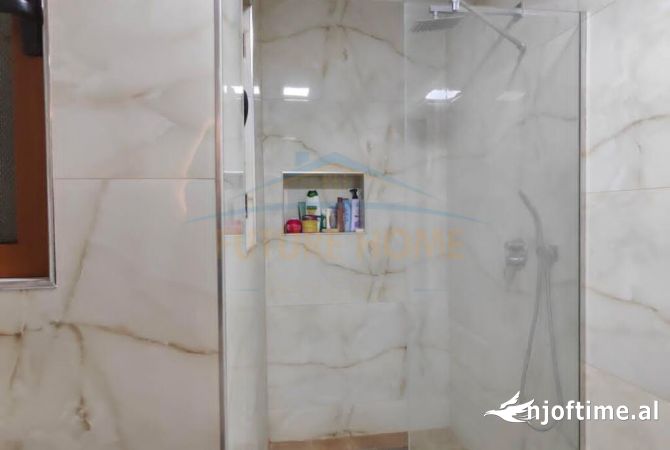 Shtepi me qera 2+1 ne Tirane - 600 Euro