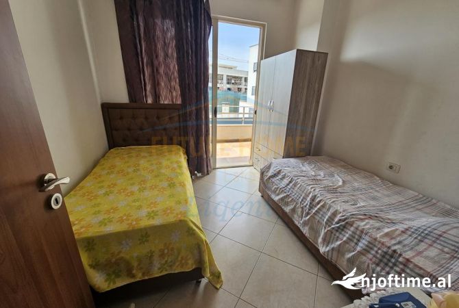 Shtepi ne shitje Apartament ne Tirane, 2+1, Mobilimi E mobiluar, Pagesa 125,000  Euro.