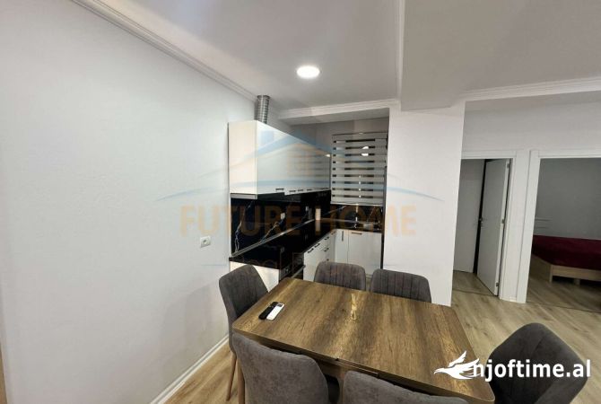 Shtepi ne shitje Apartament ne Tirane, 2+1, Mobilimi E mobiluar, Pagesa 85,000  Euro.