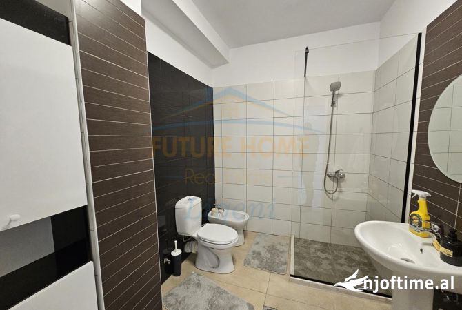 Shtepi ne shitje Apartament ne Tirane, 1+1, Mobilimi E mobiluar, Pagesa 158,000  Euro.