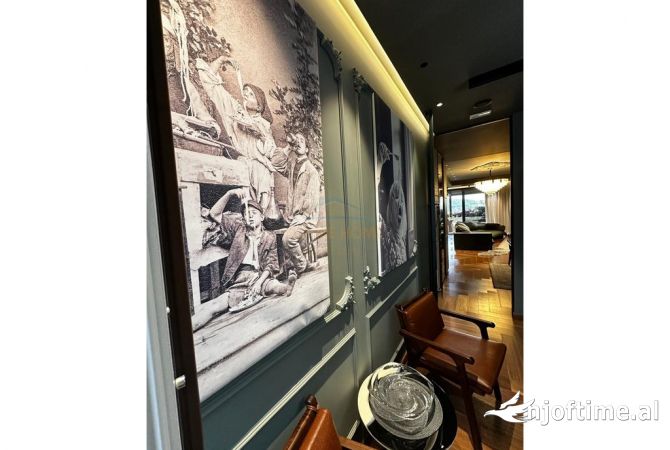 Shtepi ne shitje Apartament ne Tirane, 3+1, Mobilimi E mobiluar, Pagesa 1,500,000  Euro.