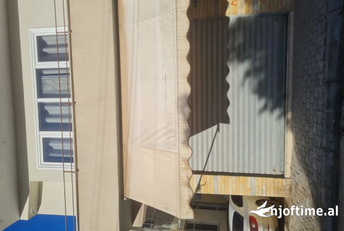 Jepet Me Qera,Rruga Telegrafi,Perball me 2 Shkolla