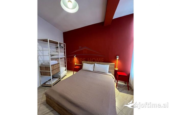 Shtepi ne shitje Apartament ne Tirane, 1+1, Mobilimi E mobiluar, Pagesa 103,000  Euro.