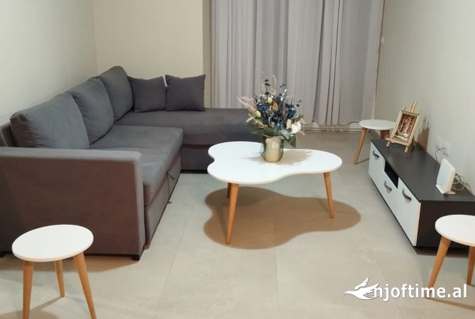 Shtepi me qera 1+1 ne Tirane - 55,000 Leke