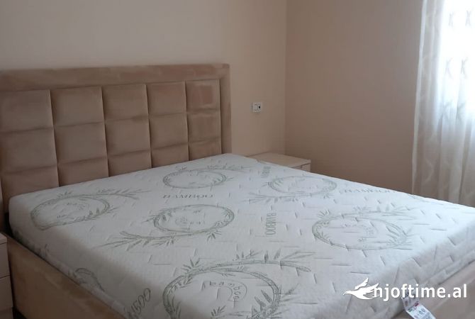 Shtepi me qera 2+1 ne Tirane - 55,000 Leke