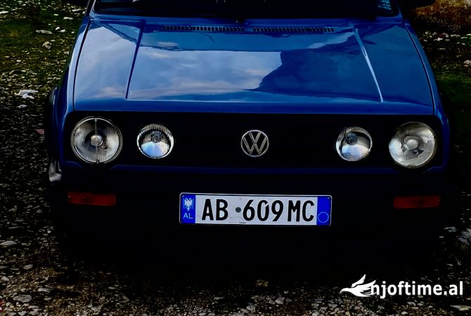 Makina ne shitje  ne Gjirokaster - 2,000 Euro