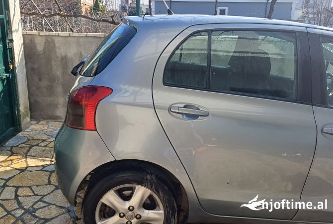 Makina ne shitje ne Tirane, Toyota, 2006 Diesel,Kambio Automatik Pagesa 4,800  Euro.