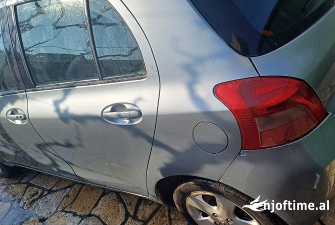 Makina ne shitje ne Tirane, Toyota, 2006 Diesel,Kambio Automatik Pagesa 4,800  Euro.