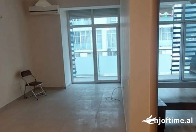 Shtepi me qera 1+1 ne Tirane - 600 Euro
