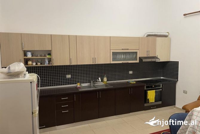 Shtepi me qera 3+1 ne Tirane - 500 Euro
