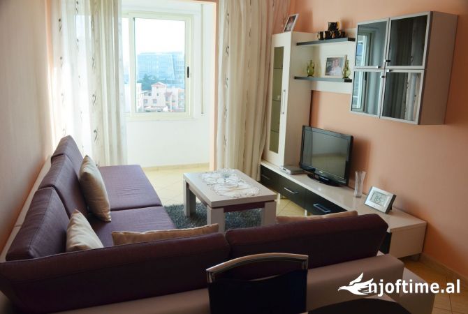 Shtepi me qera 2+1 ne Tirane - 500 Euro