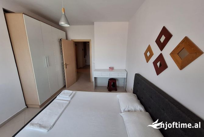 Shtepi me qera 2+1 ne Tirane - 450 Euro