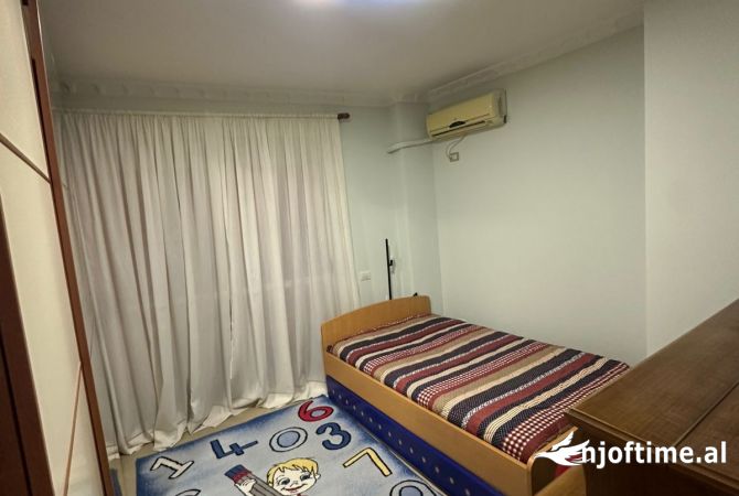 Shtepi me qera 2+1 ne Tirane - 500 Euro