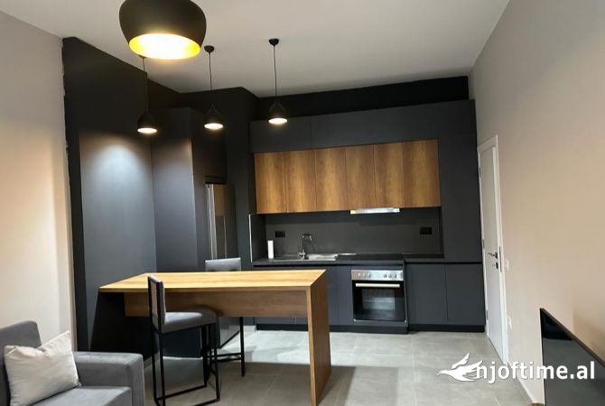 Shtepi me qera 1+1 ne Tirane - 800 Euro