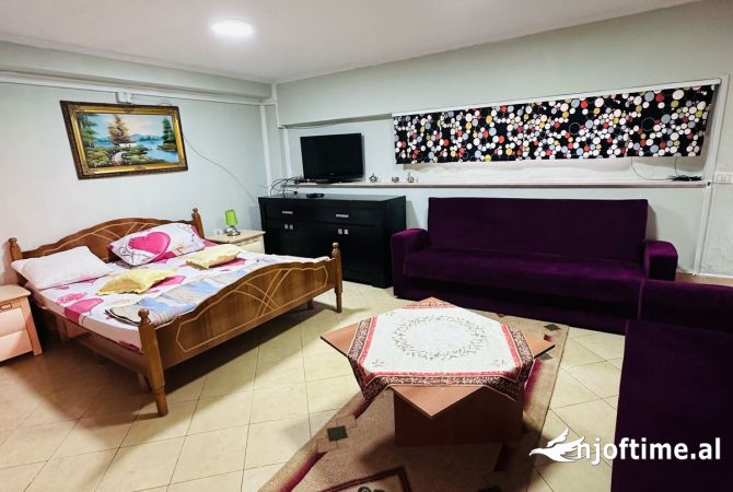 Shtepi me qera 1+1 ne Tirane - 400 Euro