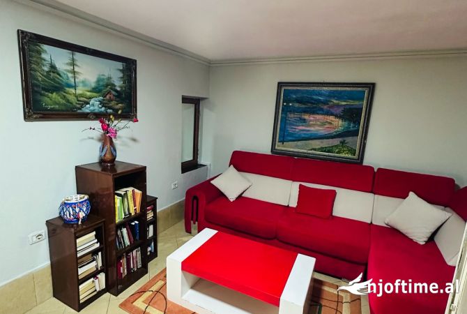 Shtepi me qera 1+1 ne Tirane - 400 Euro