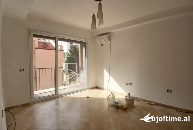 Shtepi me qera 1+1 ne Tirane - 550 Euro