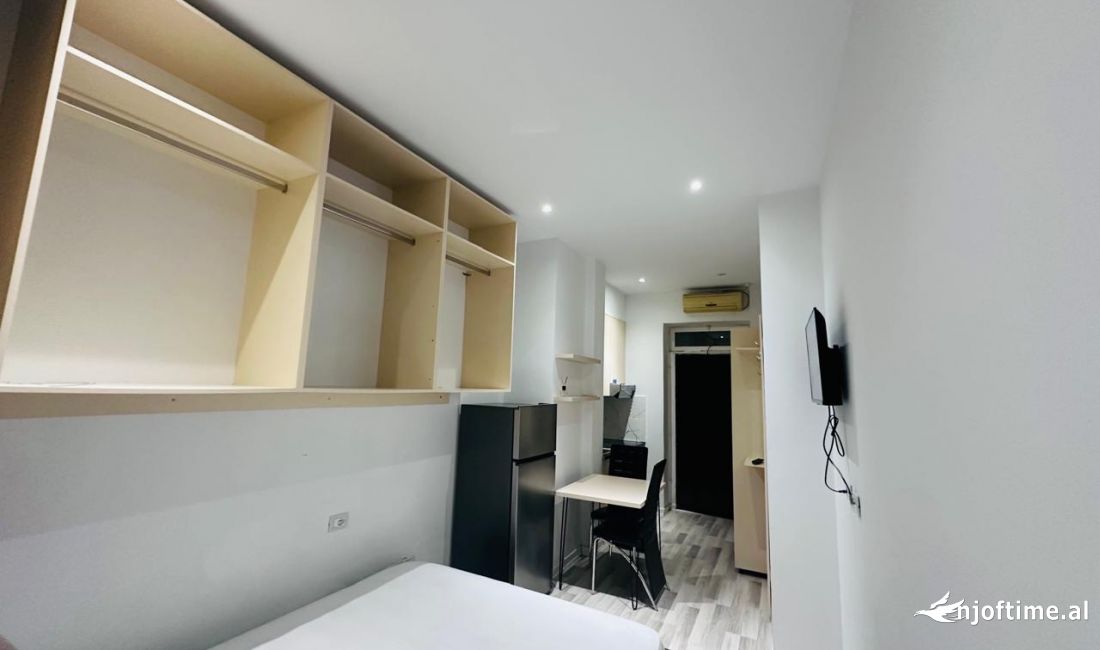 Shtepi me qera Apartament ne Tirane, 1+1, Mobilimi E mobiluar, Pagesa 400  Euro.