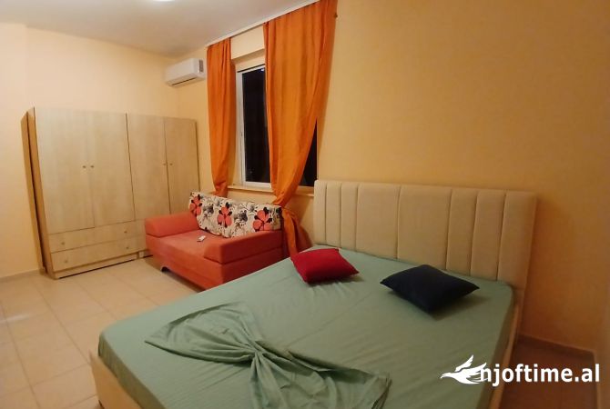 Shtepi me qera 1+1 ne Tirane - 550 Euro