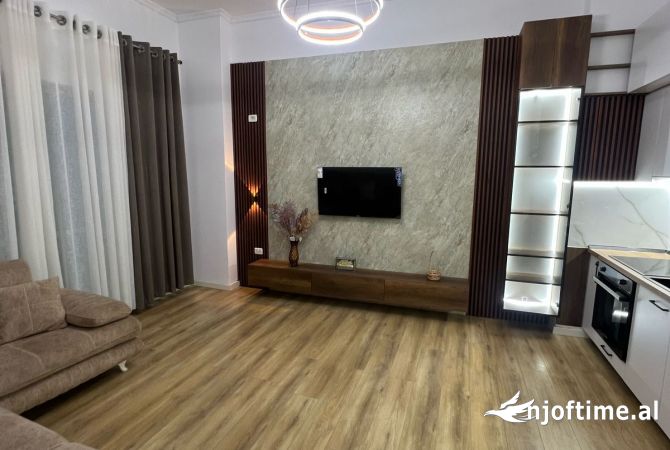 Apartament ne shitje