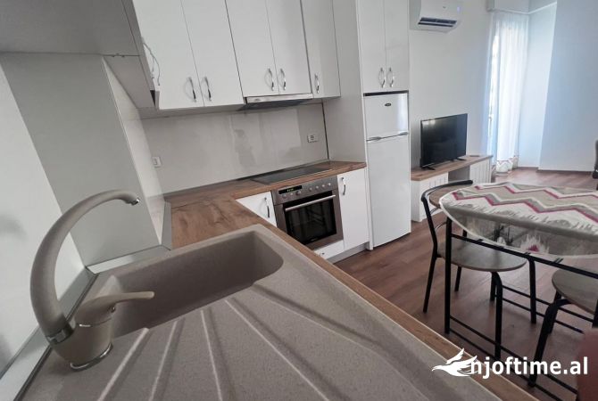 Shtepi me qera 1+1 ne Tirane - 550 Euro