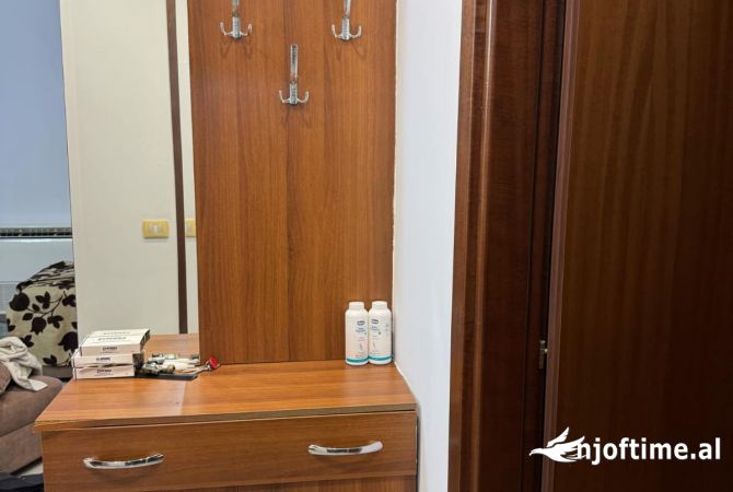 Shtepi me qera 1+1 ne Tirane - 350 Euro