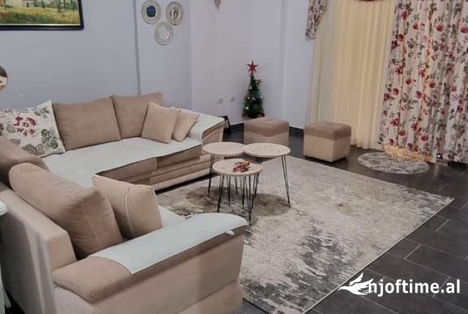 Shtepi me qera 1+1 ne Tirane - 350 Euro