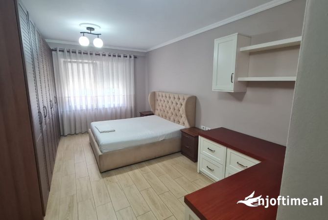 Apartament me qera 2+1