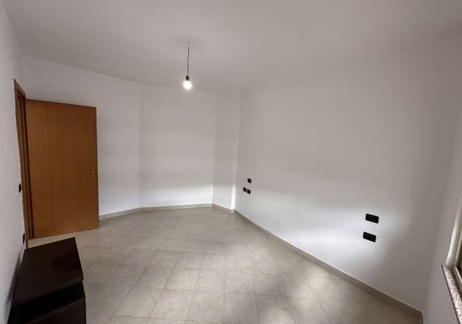Shtepi ne shitje 1+1 ne Tirane - 78,000 Euro
