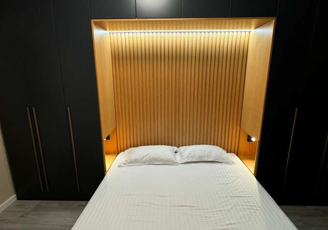 Shtepi me qera Apartament ne Tirane, 1+1, Mobilimi E mobiluar, Pagesa 900  Euro.