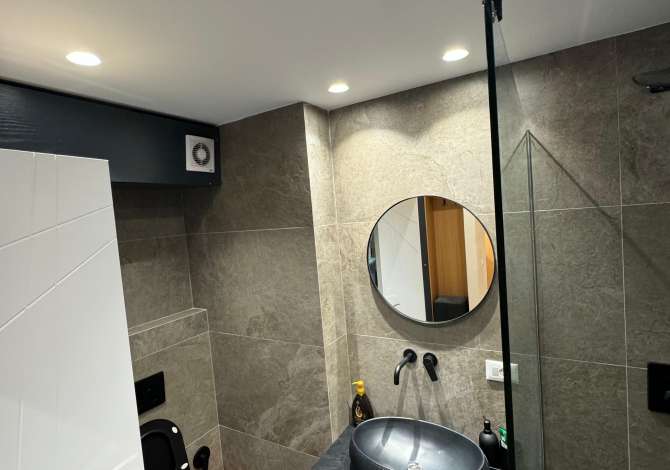 Shtepi me qera Apartament ne Tirane, 1+1, Mobilimi E mobiluar, Pagesa 900  Euro.