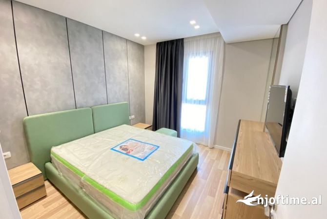 Shtepi ne shitje Apartament ne Tirane, 1+1, Mobilimi E mobiluar, Pagesa 105,000  Euro.
