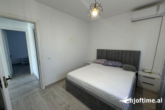 Shtepi me qera Apartament ne Tirane, 1+1, Mobilimi E mobiluar, Pagesa 600  Euro.
