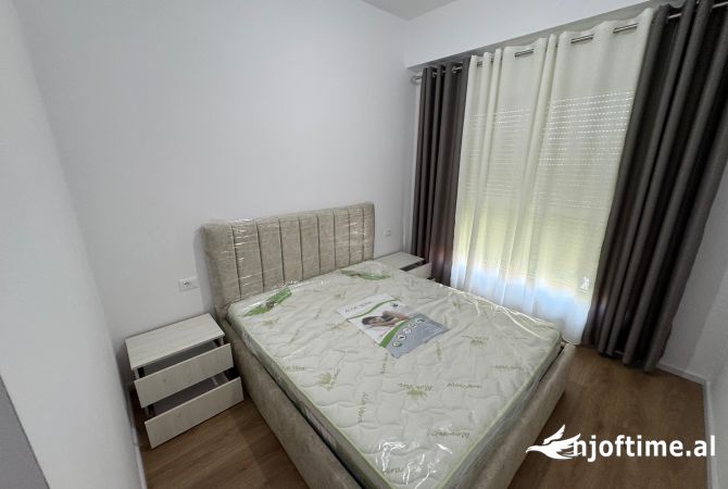 Shtepi me qera Apartament ne Tirane, 2+1, Mobilimi E mobiluar, Pagesa 450  Euro.