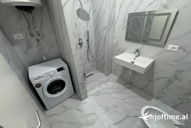Shtepi me qera Apartament ne Tirane, 2+1, Mobilimi E mobiluar, Pagesa 450  Euro.
