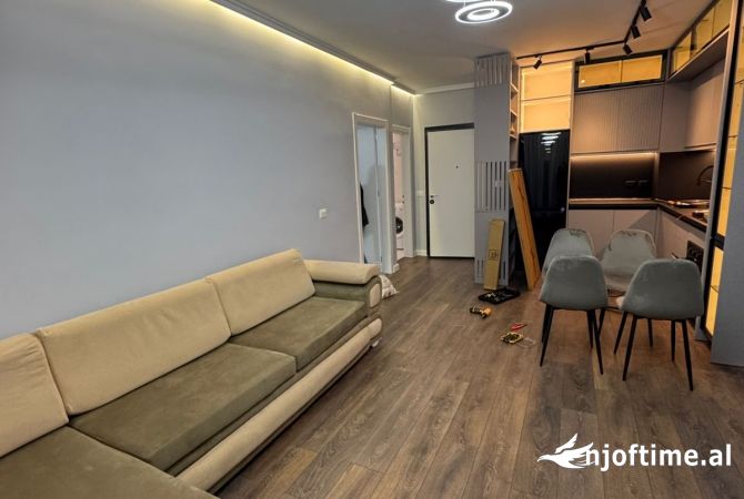 Shtepi me qera Apartament ne Tirane, 1+1, Mobilimi E mobiluar, Pagesa 500  Euro.