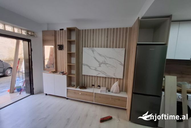 Shtepi me qera Apartament ne Tirane, 1+1, Mobilimi E mobiluar, Pagesa 370  Euro.