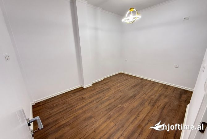Shtepi ne shitje 1+1 ne Tirane - 119,000 Euro