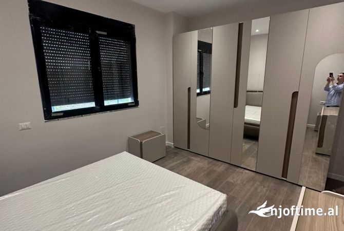 Shtepi me qera Apartament ne Tirane, 1+1, Mobilimi E mobiluar, Pagesa 600  Euro.