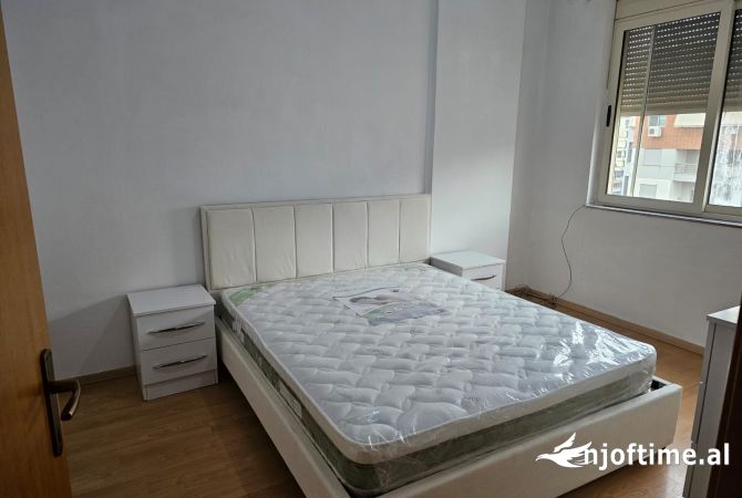 Shtepi me qera 2+1 ne Tirane - 55,000 Leke